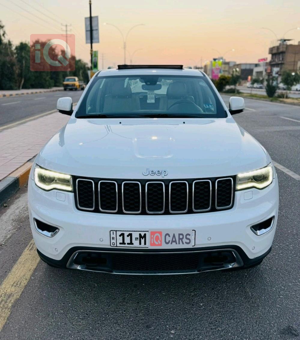 جیپ گراند شیرۆکی